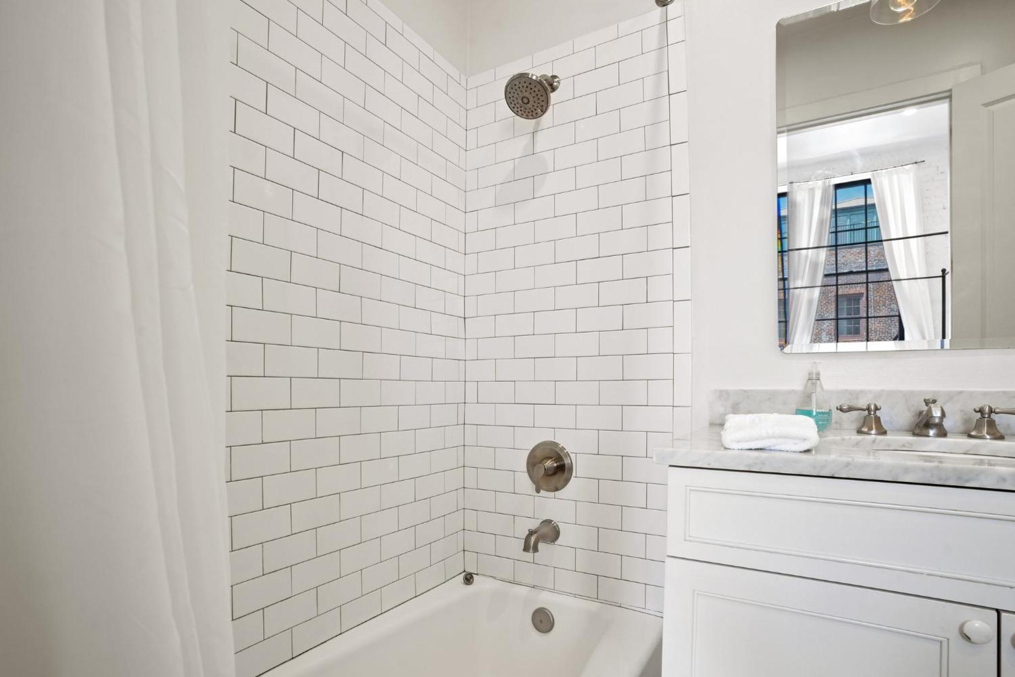 4Br Gem On Gravier Close To Dining & Souvenirs Hotel New Orleans Bagian luar foto
